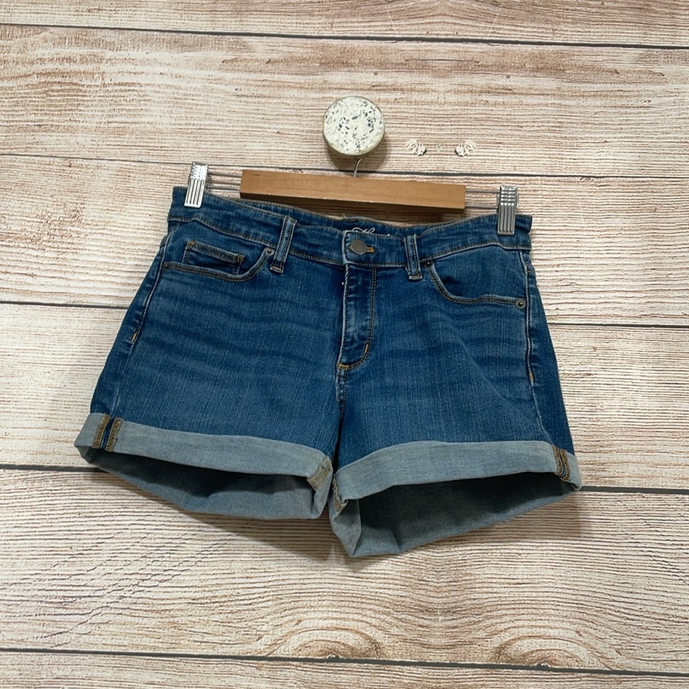 Universal Thread Woman Blue Denim Jeans Mid Rise